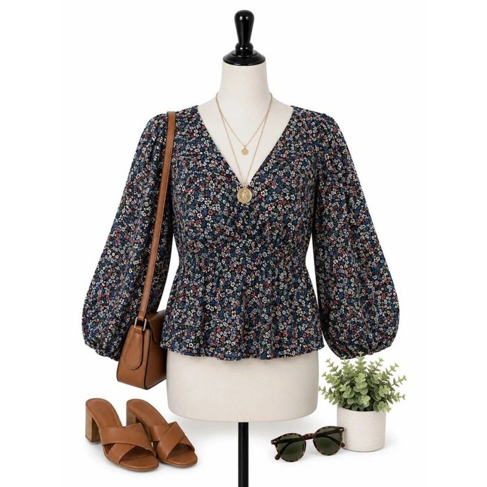Abercrombie & Fitch Floral Puff Sleeve Smocked Blouse – Size Small